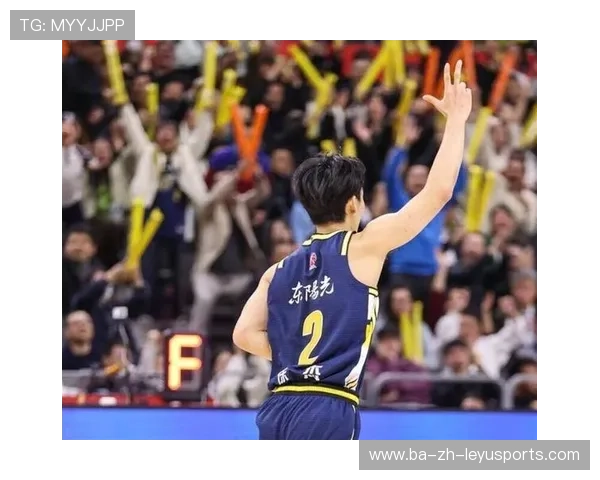 CBA新疆替补三分命中扭转比赛局势的华丽转折：场上火花如何点亮胜利之路